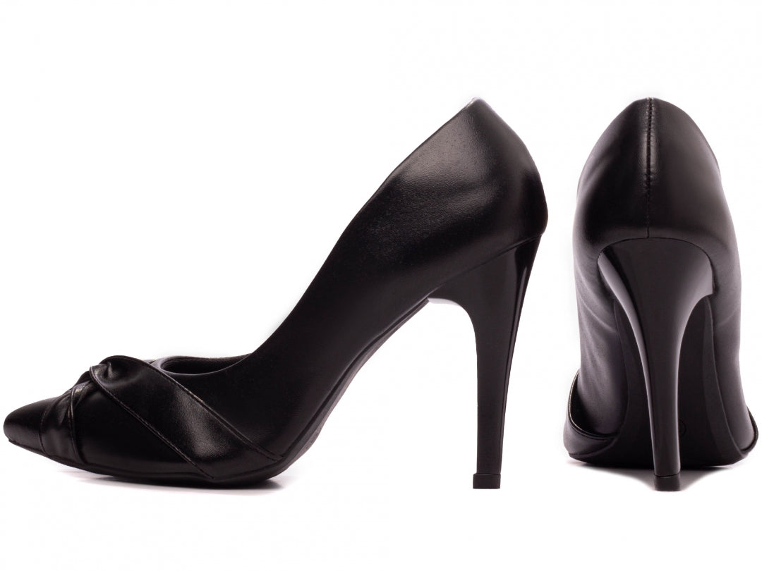 Pointed Toe Pump Shoe