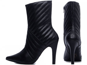 Pointed Toe Boot - Elegant and Comfortable!