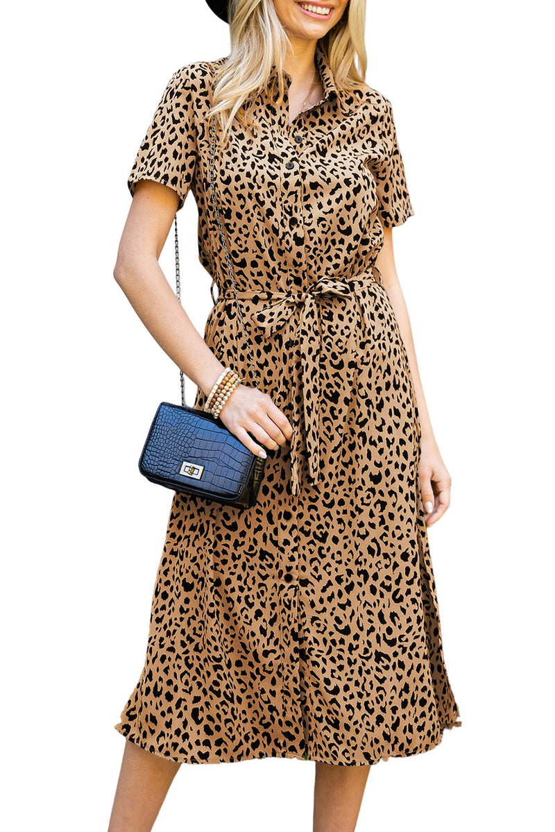 Vestido camisa caqui com estampa de leopardo