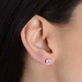 Small Gold Zirconia Point of Light Earring