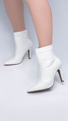 Women's Pointed Toe Boots